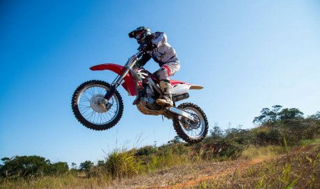 Acheter une enduro 4 temps neuve en concession moto - Bourg-en-Bresse – AU PETIT MOTARD